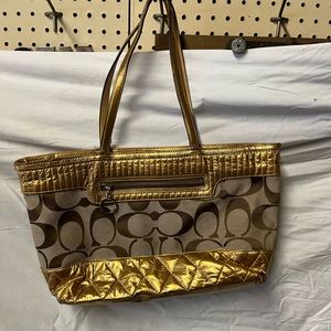 Coach shoulder bag